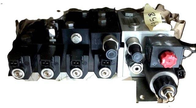 Hydraulic control valve for Atlet - Hydraulventil för Materialhanteringsutrustning: bild 3 Hydraulic control valve for Atlet - Hydraulventil för Materialhanteringsutrustning: bild 3