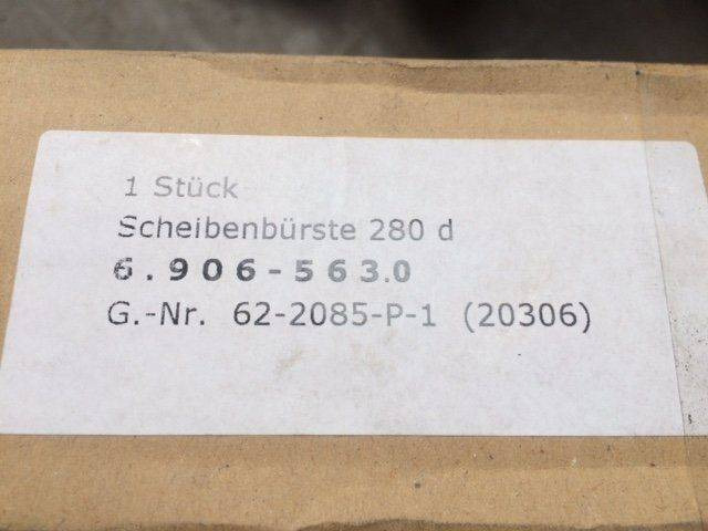 Kärcher Disc Brush Red - Sopaggregat för Städmaskin: bild 3 Kärcher Disc Brush Red - Sopaggregat för Städmaskin: bild 3