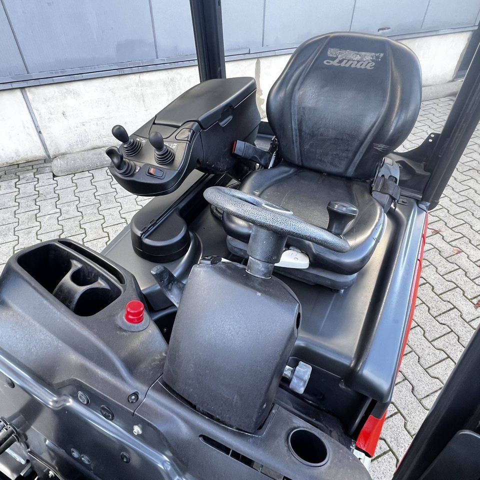 Linde E15 (386-02) EVO - Eltruck: bild 4 Linde E15 (386-02) EVO - Eltruck: bild 4
