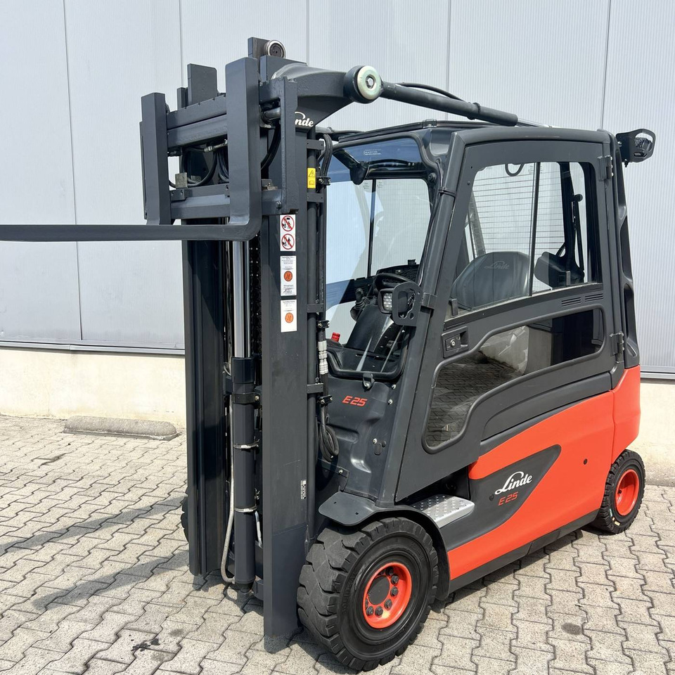 Linde E25L (387) - Eltruck: bild 2 Linde E25L (387) - Eltruck: bild 2