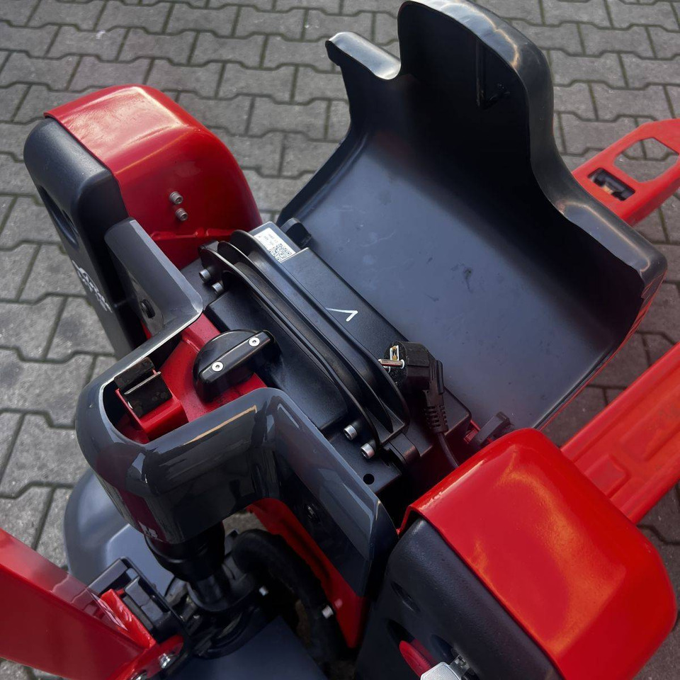 Linde MT15 (1133) - Låglyftar: bild 5 Linde MT15 (1133) - Låglyftar: bild 5