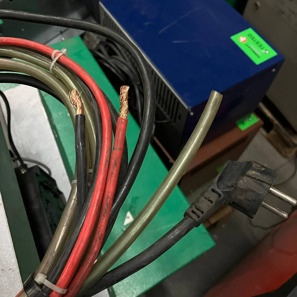 Hawker 24V/60A - Reservdelar för Materialhanteringsutrustning: bild 3 Hawker 24V/60A - Reservdelar för Materialhanteringsutrustning: bild 3