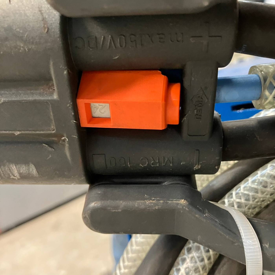 Hawker 24V/70A - Reservdelar för Materialhanteringsutrustning: bild 4 Hawker 24V/70A - Reservdelar för Materialhanteringsutrustning: bild 4