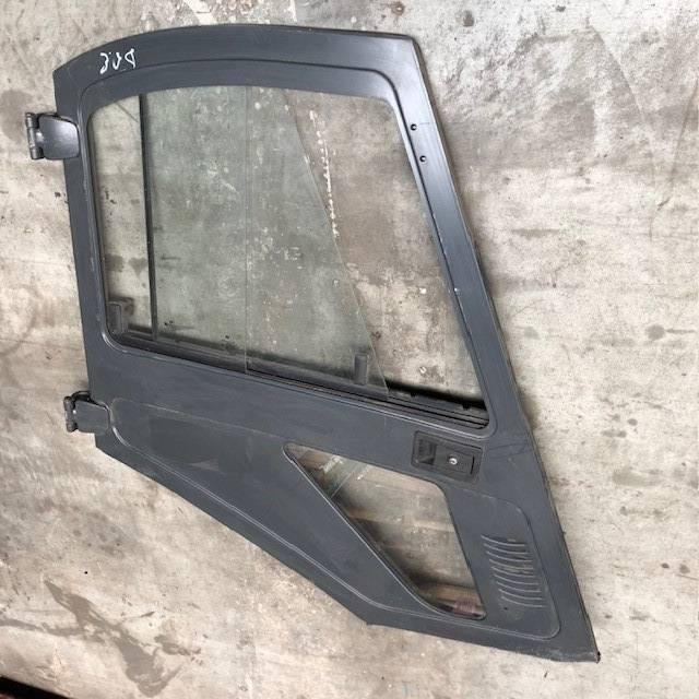 Right Door for Linde 394 - Dörr och reservdelar för Materialhanteringsutrustning: bild 2 Right Door for Linde 394 - Dörr och reservdelar för Materialhanteringsutrustning: bild 2