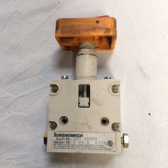 Switch , Master for Jungheinrich - Rattstångsbrytare för Materialhanteringsutrustning: bild 4 Switch , Master for Jungheinrich - Rattstångsbrytare för Materialhanteringsutrustning: bild 4