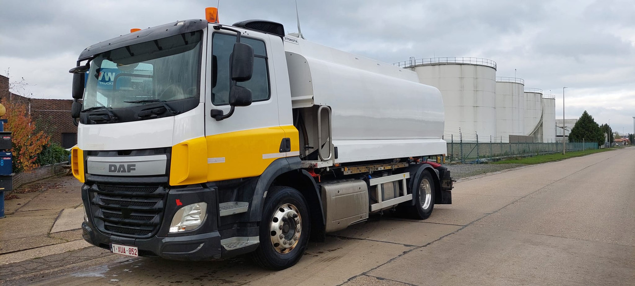 DAF CF400 - Tankbil: bild 1 DAF CF400 - Tankbil: bild 1