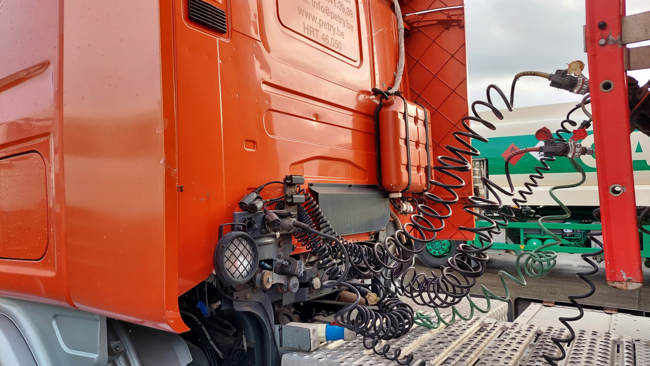 SCANIA  - Dragbil: bild 3 SCANIA  - Dragbil: bild 3