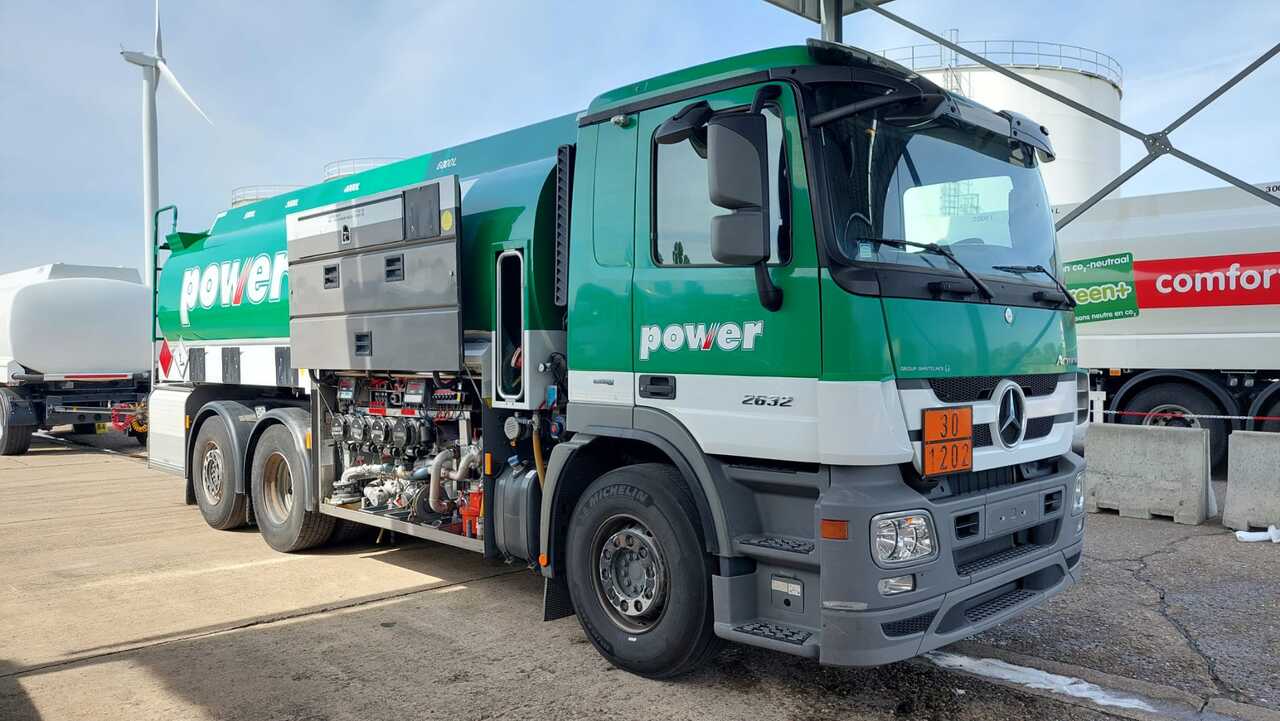 MERCEDES ACTROS - Tankbil: bild 5 MERCEDES ACTROS - Tankbil: bild 5