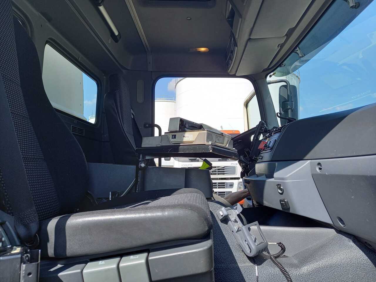 MERCEDES AXOR - Tankbil: bild 3 MERCEDES AXOR - Tankbil: bild 3