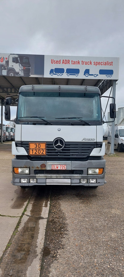 MERCEDES  - Tankbil: bild 5 MERCEDES  - Tankbil: bild 5
