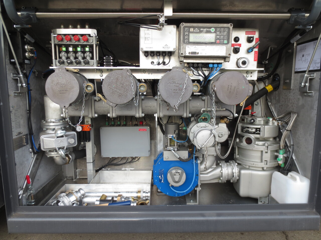 Tankbil SCANIA G370: bild 10 Tankbil SCANIA G370: bild 10