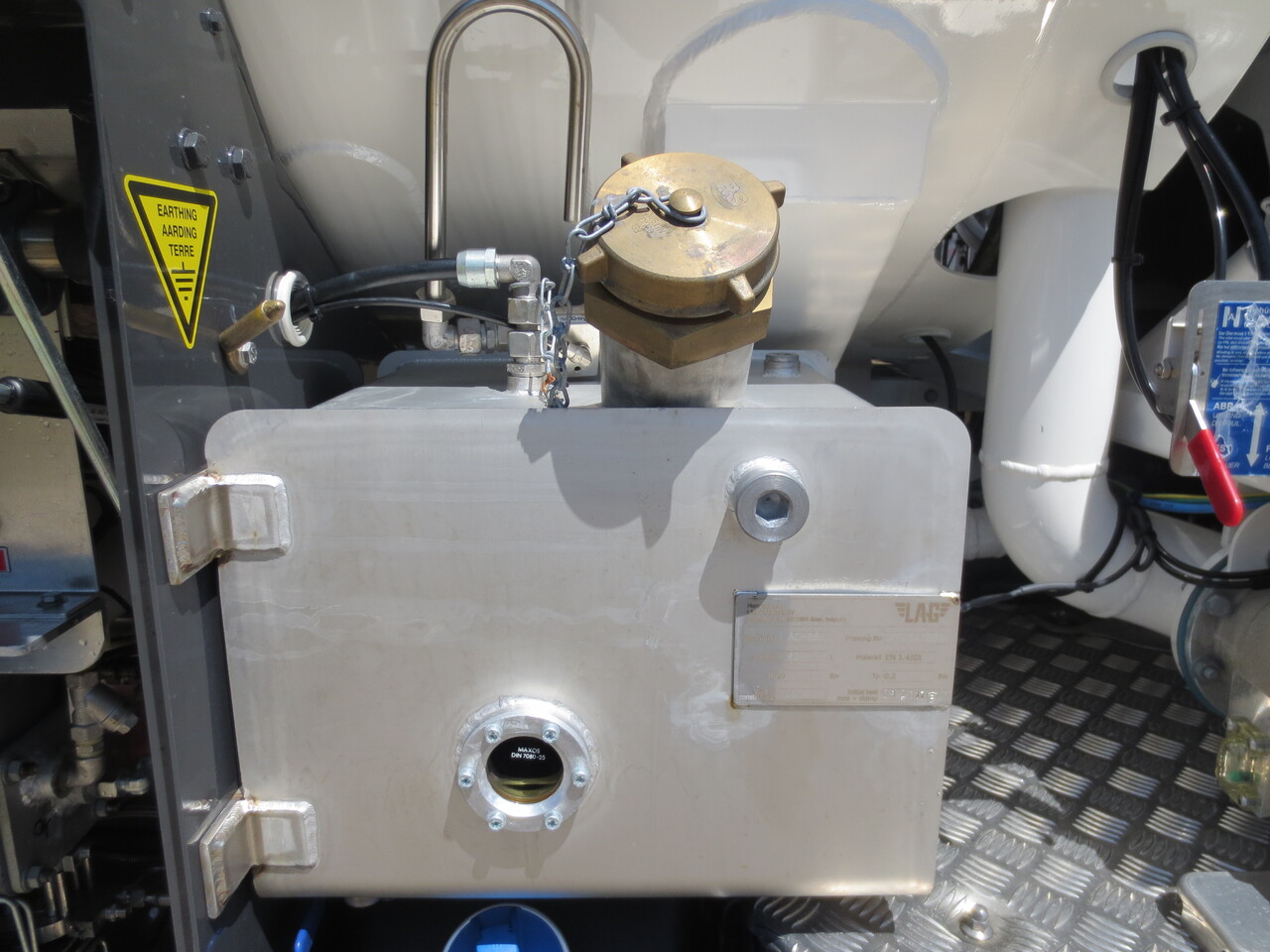 SCANIA G370 - Tankbil: bild 5 SCANIA G370 - Tankbil: bild 5