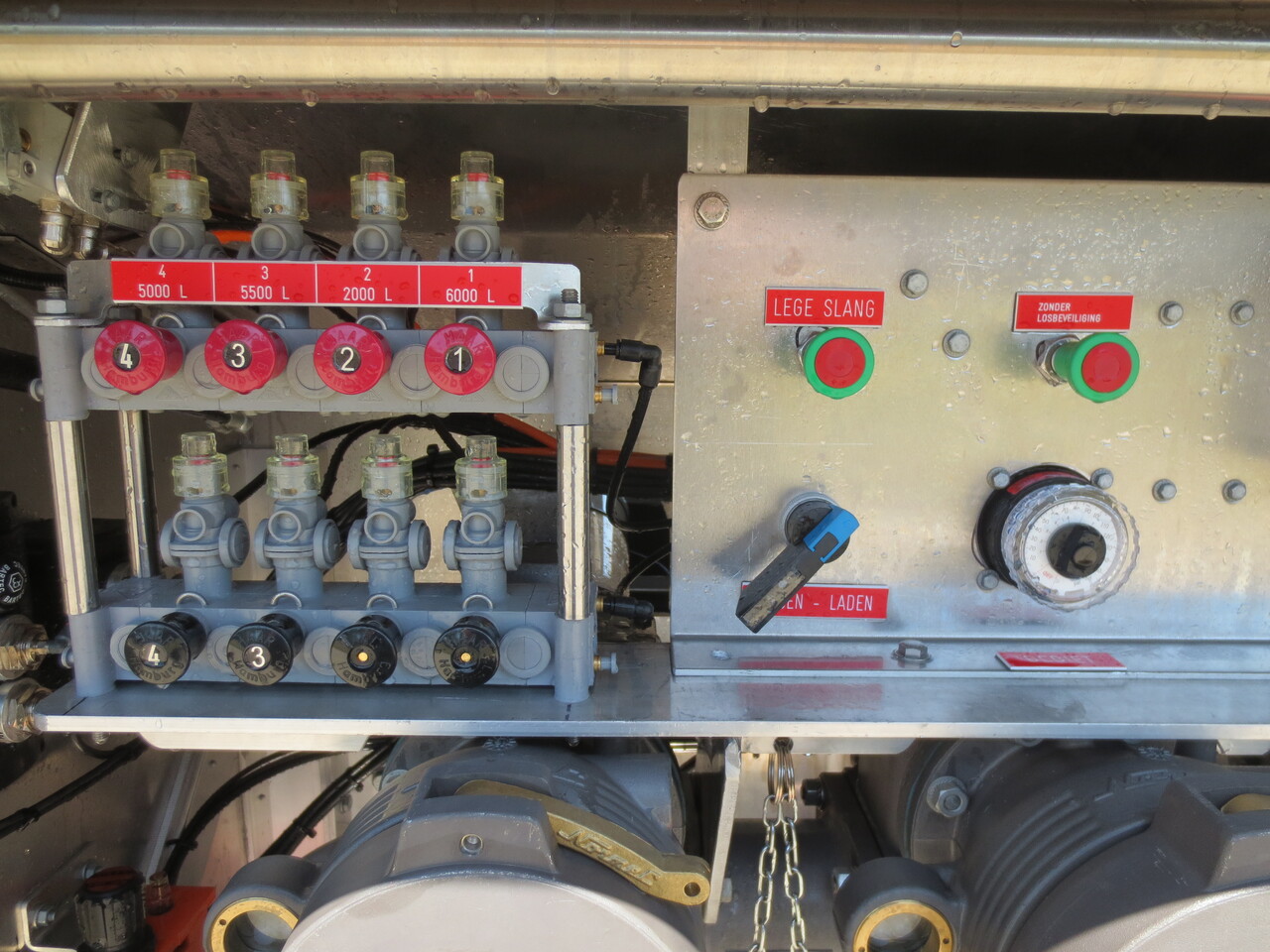 SCANIA G370 - Tankbil: bild 2 SCANIA G370 - Tankbil: bild 2