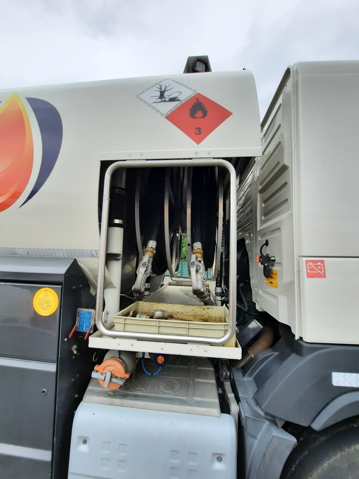 VOLVO FM - Tankbil: bild 2 VOLVO FM - Tankbil: bild 2