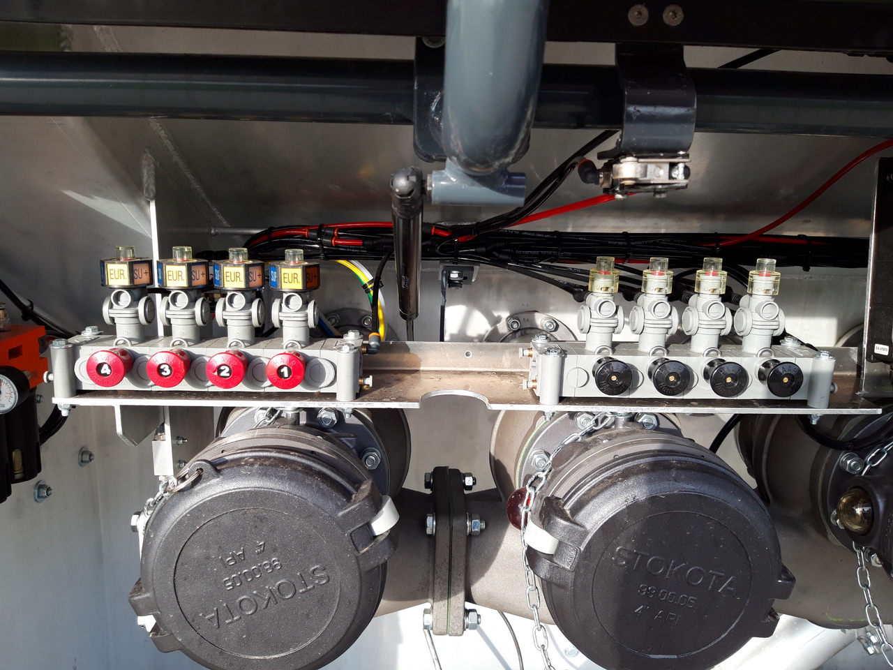 VOLVO FM - Tankbil: bild 3 VOLVO FM - Tankbil: bild 3