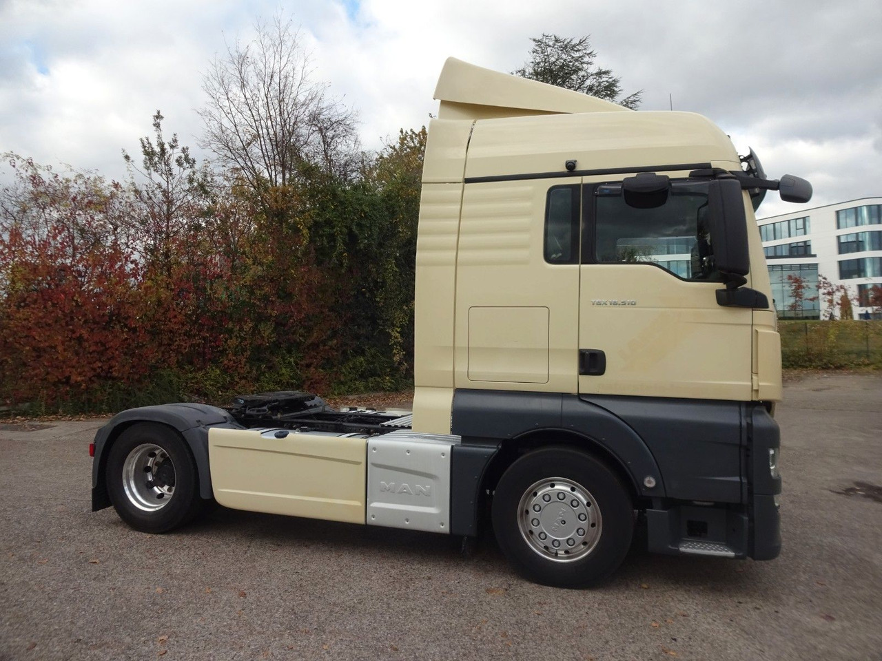 MAN TGX 18.510, XLX, Retarder, ACC, 2 x Tank - Dragbil: bild 4 MAN TGX 18.510, XLX, Retarder, ACC, 2 x Tank - Dragbil: bild 4