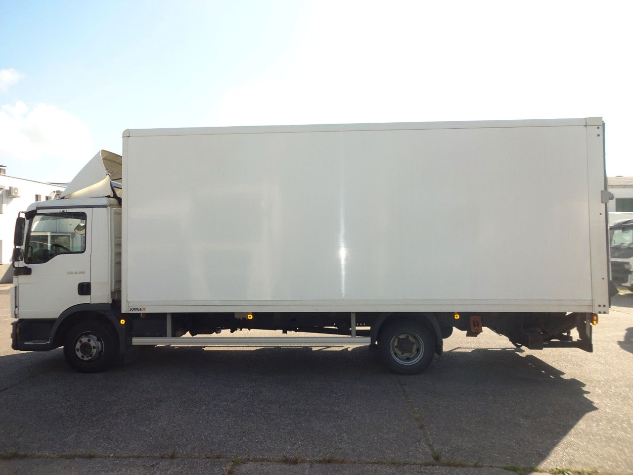 MAN TGL 8.190, LBW, Luft, Tempomat, Standheizung - Volymskåp: bild 4 MAN TGL 8.190, LBW, Luft, Tempomat, Standheizung - Volymskåp: bild 4