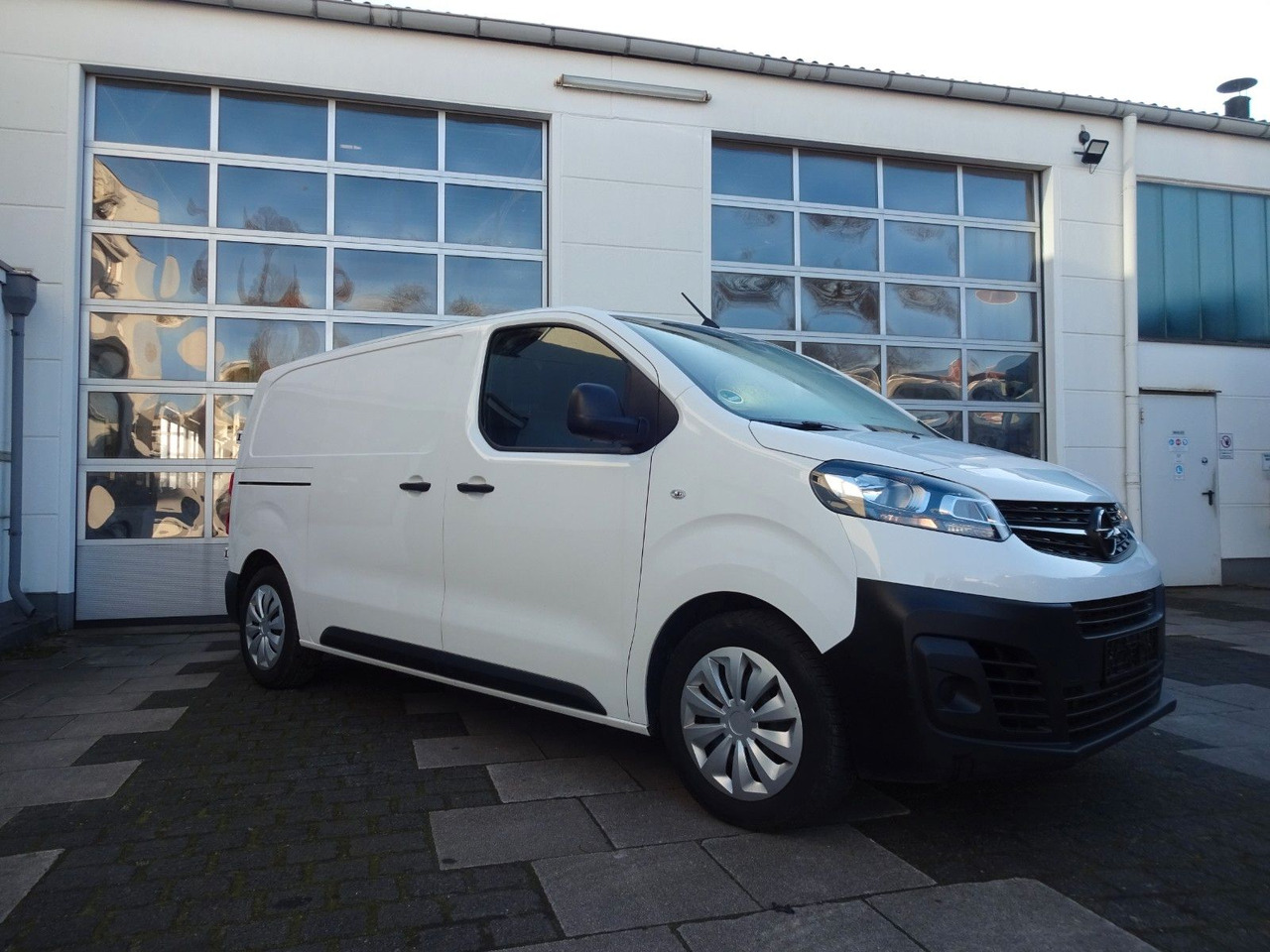 Opel Vivaro Kasten L1H1, Klima, PDC, - Små skåpbil: bild 3 Opel Vivaro Kasten L1H1, Klima, PDC, - Små skåpbil: bild 3