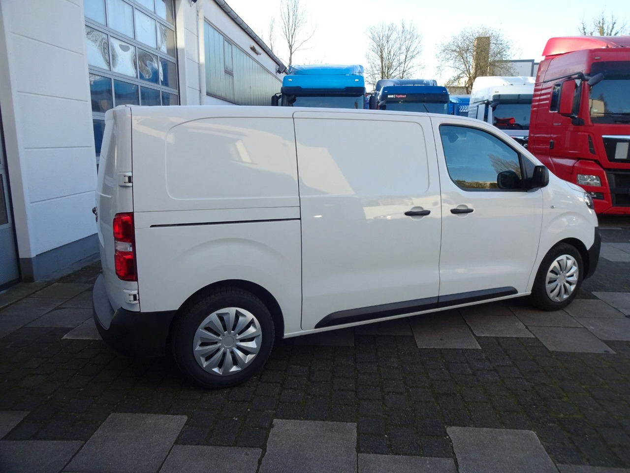 Opel Vivaro Kasten L1H1, Klima, PDC, - Små skåpbil: bild 5 Opel Vivaro Kasten L1H1, Klima, PDC, - Små skåpbil: bild 5
