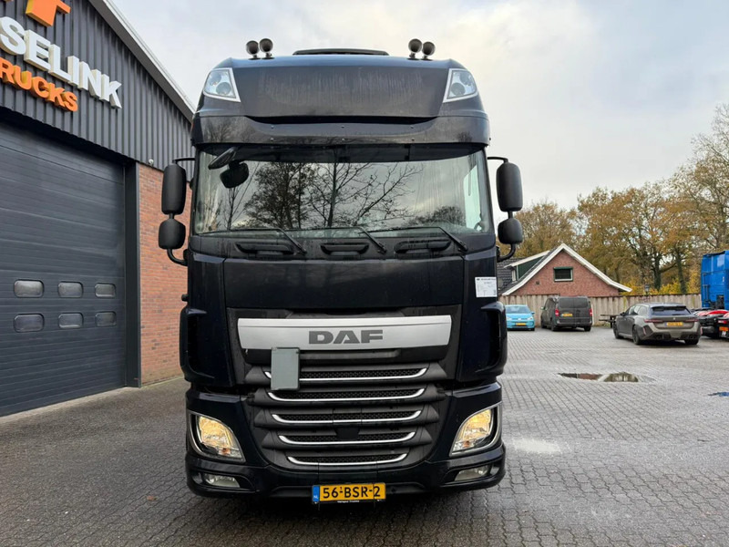 DAF XF 440 6x2 Hyva Haakarm Stuuras 660.119KM! NL Truck APK 03-2026 - Lastväxlare lastbil: bild 5 DAF XF 440 6x2 Hyva Haakarm Stuuras 660.119KM! NL Truck APK 03-2026 - Lastväxlare lastbil: bild 5