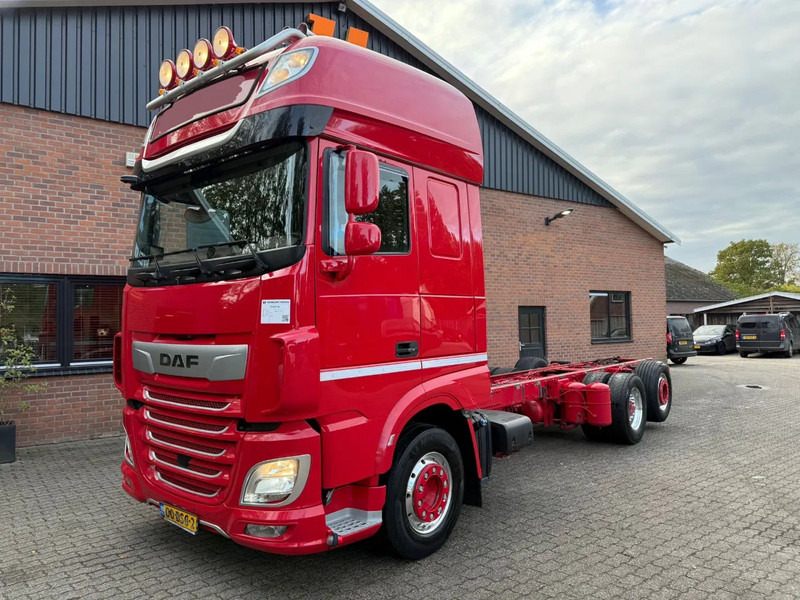 DAF XF 530 6X2 FAS Full air Alcoa Retarder Stuuras 7.6M Chassis NL Truck - Chassi lastbil: bild 1 DAF XF 530 6X2 FAS Full air Alcoa Retarder Stuuras 7.6M Chassis NL Truck - Chassi lastbil: bild 1