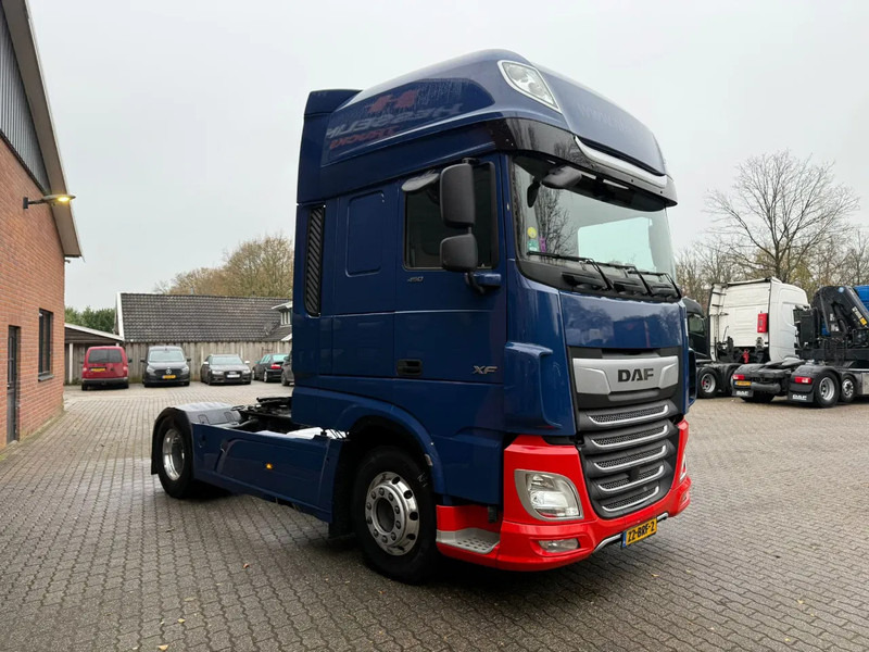 DAF XF 450 SSC Super Space LED Standairco Leer NL Truck APK 01-2026 - Dragbil: bild 4 DAF XF 450 SSC Super Space LED Standairco Leer NL Truck APK 01-2026 - Dragbil: bild 4