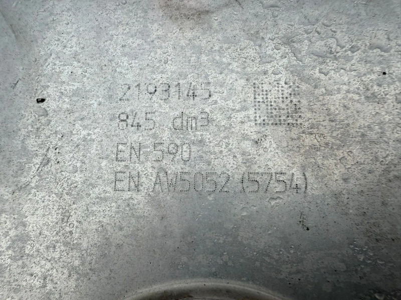 Leasa DAF XF 480 SSC Super Space 2x tank LED Spoilers/sideskirts 348.190KM NL Truck DAF XF 480 SSC Super Space 2x tank LED Spoilers/sideskirts 348.190KM NL Truck: bild 15 Leasa DAF XF 480 SSC Super Space 2x tank LED Spoilers/sideskirts 348.190KM NL Truck DAF XF 480 SSC Super Space 2x tank LED Spoilers/sideskirts 348.190KM NL Truck: bild 15