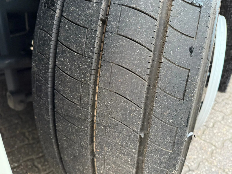 Leasa DAF XF 480 SSC Super Space 2x tank LED Spoilers/sideskirts 348.190KM NL Truck DAF XF 480 SSC Super Space 2x tank LED Spoilers/sideskirts 348.190KM NL Truck: bild 12 Leasa DAF XF 480 SSC Super Space 2x tank LED Spoilers/sideskirts 348.190KM NL Truck DAF XF 480 SSC Super Space 2x tank LED Spoilers/sideskirts 348.190KM NL Truck: bild 12