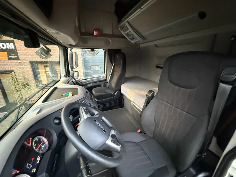 Leasa DAF XF 480 SSC Super Space 2x tank LED Spoilers/sideskirts 348.190KM NL Truck DAF XF 480 SSC Super Space 2x tank LED Spoilers/sideskirts 348.190KM NL Truck: bild 7 Leasa DAF XF 480 SSC Super Space 2x tank LED Spoilers/sideskirts 348.190KM NL Truck DAF XF 480 SSC Super Space 2x tank LED Spoilers/sideskirts 348.190KM NL Truck: bild 7