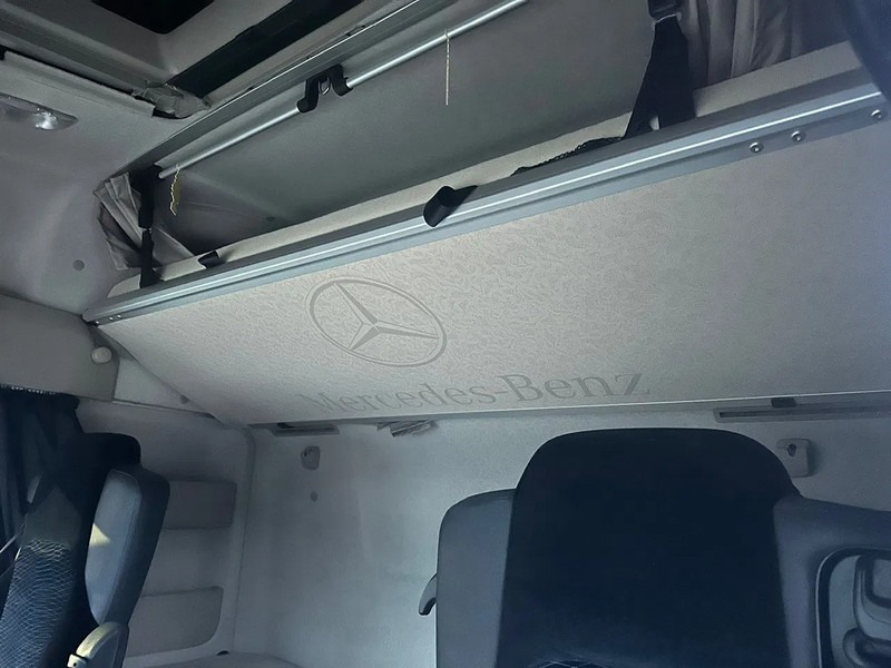 Mercedes-Benz Actros 1840 4X2 679.306KM NL Truck - Dragbil: bild 4 Mercedes-Benz Actros 1840 4X2 679.306KM NL Truck - Dragbil: bild 4