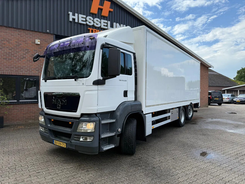 MAN TGS 26.320 Koffer Stuuras AHK 3.000KG LBW 267.965KM! NL Truck - Lastbil med skåp: bild 1 MAN TGS 26.320 Koffer Stuuras AHK 3.000KG LBW 267.965KM! NL Truck - Lastbil med skåp: bild 1