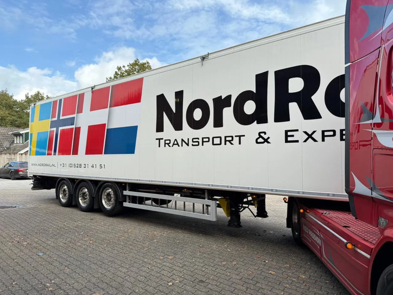 Kraker 2X K-Force 92m3 Alcoa SAF Tyrepilot Liftas 8MM Cargo Floor - Top condition - Moving floor semitrailer: bild 4 Kraker 2X K-Force 92m3 Alcoa SAF Tyrepilot Liftas 8MM Cargo Floor - Top condition - Moving floor semitrailer: bild 4