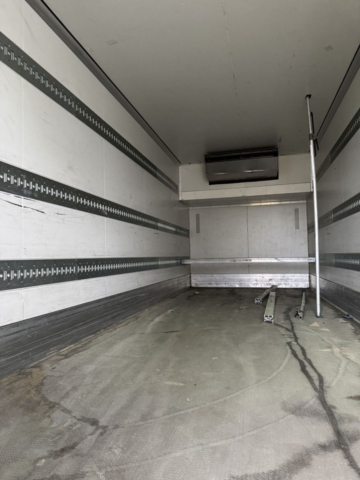 Krone BDF-System 7.45 m, Wartung neu, LACK NEU in weiß - Växelflak - kylbil: bild 4 Krone BDF-System 7.45 m, Wartung neu, LACK NEU in weiß - Växelflak - kylbil: bild 4