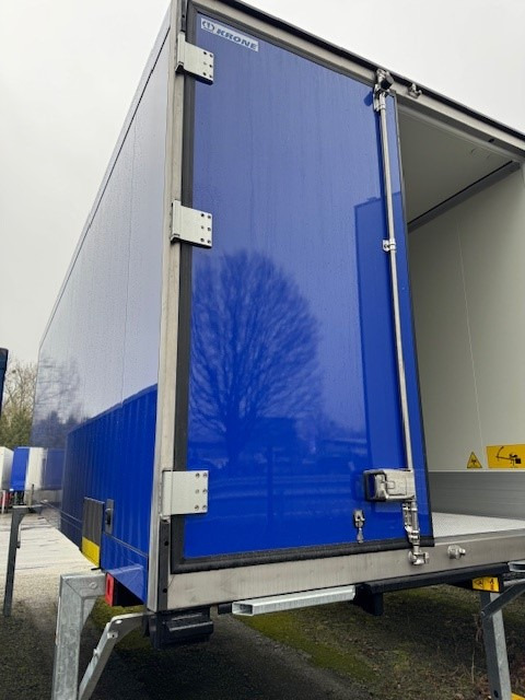 Krone BDF-System, 7.450 mm lang - Skåp växelflak: bild 1 Krone BDF-System, 7.450 mm lang - Skåp växelflak: bild 1