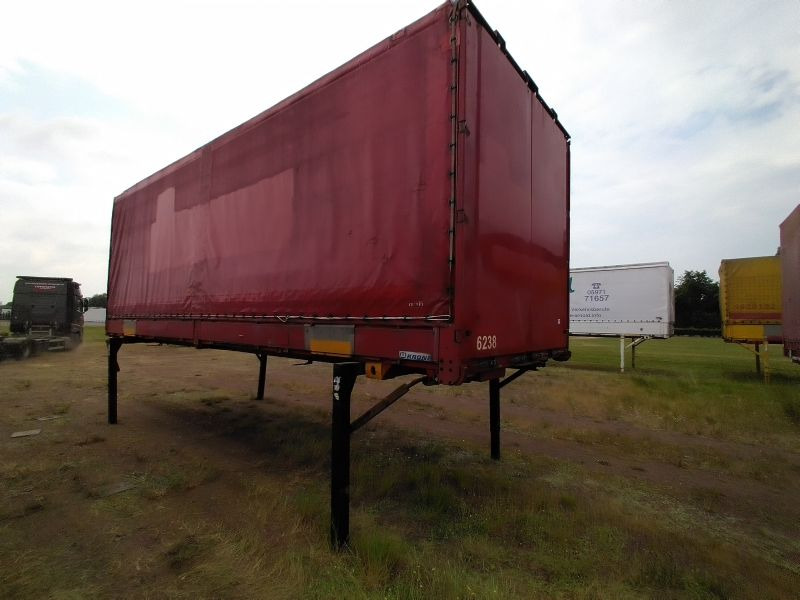 Krone Wechselpritsche mit Bordwänden und Plane, BDF-System, 7.450 mm lang. - Kapell växelflak: bild 4 Krone Wechselpritsche mit Bordwänden und Plane, BDF-System, 7.450 mm lang. - Kapell växelflak: bild 4