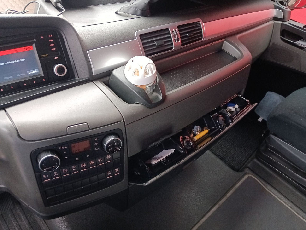 Leasa MAN TGX 18:440 BLS INTARDER Vollspoiler Reifen70-90% MAN TGX 18:440 BLS INTARDER Vollspoiler Reifen70-90% MAN TGX 18:440 BLS INTARDER Vollspoiler Reifen70-90% MAN TGX 18:440 BLS INTARDER Vollspoiler Reifen70-90%: bild 17