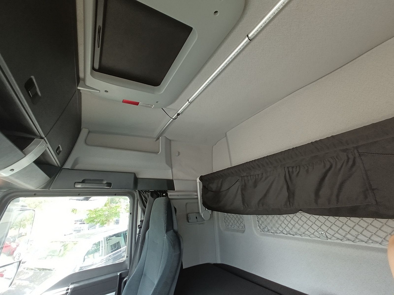 Leasa MAN TGX 18:440 BLS INTARDER Vollspoiler Reifen70-90% MAN TGX 18:440 BLS INTARDER Vollspoiler Reifen70-90% MAN TGX 18:440 BLS INTARDER Vollspoiler Reifen70-90% MAN TGX 18:440 BLS INTARDER Vollspoiler Reifen70-90%: bild 13