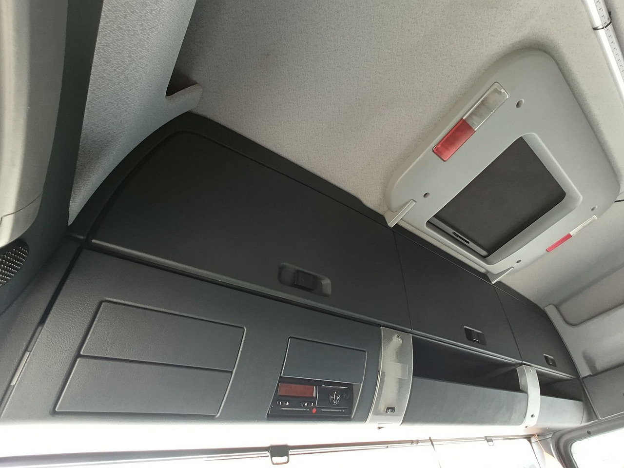 Leasa MAN TGX 18:440 BLS INTARDER Vollspoiler Reifen70-90% MAN TGX 18:440 BLS INTARDER Vollspoiler Reifen70-90% MAN TGX 18:440 BLS INTARDER Vollspoiler Reifen70-90% MAN TGX 18:440 BLS INTARDER Vollspoiler Reifen70-90%: bild 14