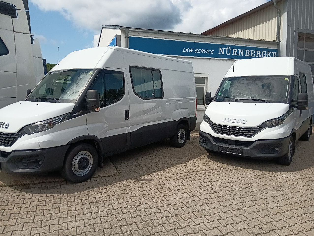 Iveco Daily Kasten HKa 35S21 V WB3520 AHK, Standheizun - Skåpbil: bild 4 Iveco Daily Kasten HKa 35S21 V WB3520 AHK, Standheizun - Skåpbil: bild 4