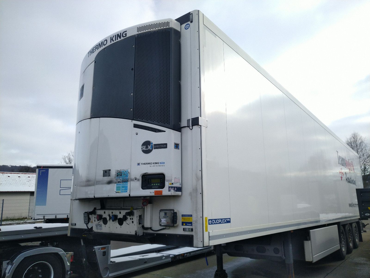 Krone SDR27eL4-MT Blumen BiTemp TK SLXi Double Rolltor - Skåp semitrailer: bild 1 Krone SDR27eL4-MT Blumen BiTemp TK SLXi Double Rolltor - Skåp semitrailer: bild 1