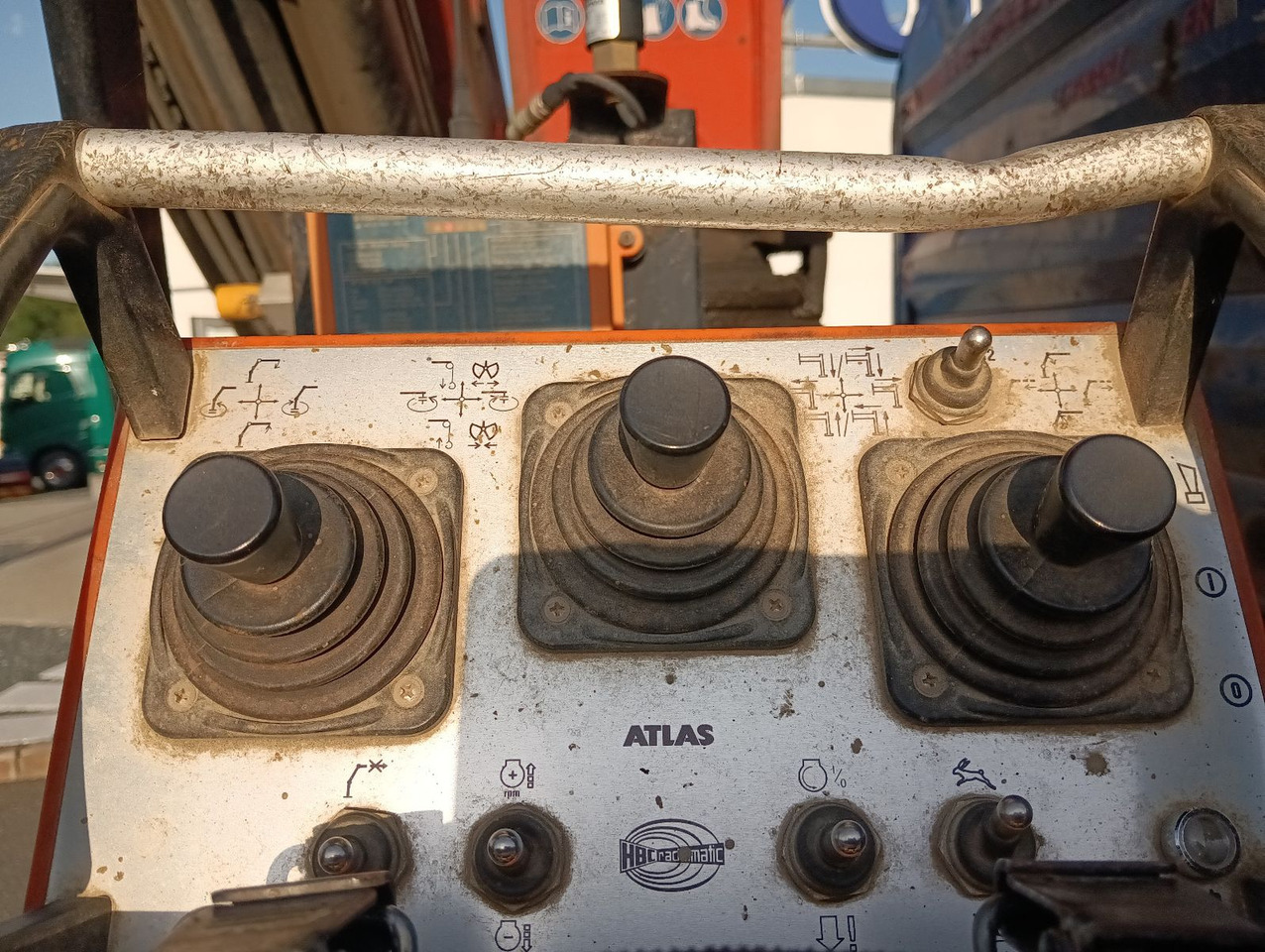 MAN TGS 26:480 6x4 EURO5 ATLAS 240.2E-A4 3-S-Kipper - Tippbil lastbil, Kranbil: bild 5 MAN TGS 26:480 6x4 EURO5 ATLAS 240.2E-A4 3-S-Kipper - Tippbil lastbil, Kranbil: bild 5