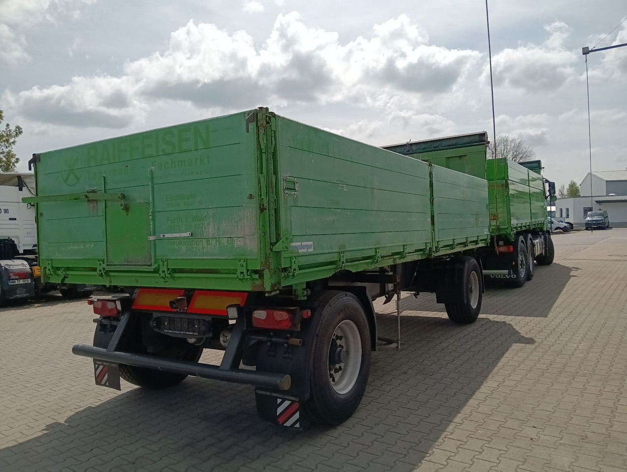 Meusburger 2-A 3-Seitenkipper 16m3 Getreide Alufelgen 4,6t - Tippsläp: bild 2 Meusburger 2-A 3-Seitenkipper 16m3 Getreide Alufelgen 4,6t - Tippsläp: bild 2