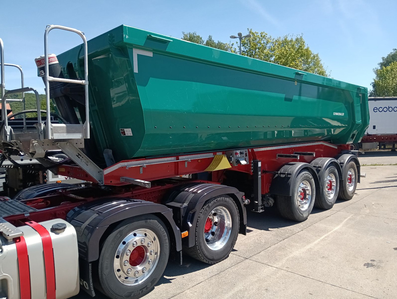 Schwarzmüller 3-A ALU-MULDE mHARDOX ALCOA 25m3 SAF 5420kgPlane - Tippbil semitrailer: bild 2 Schwarzmüller 3-A ALU-MULDE mHARDOX ALCOA 25m3 SAF 5420kgPlane - Tippbil semitrailer: bild 2
