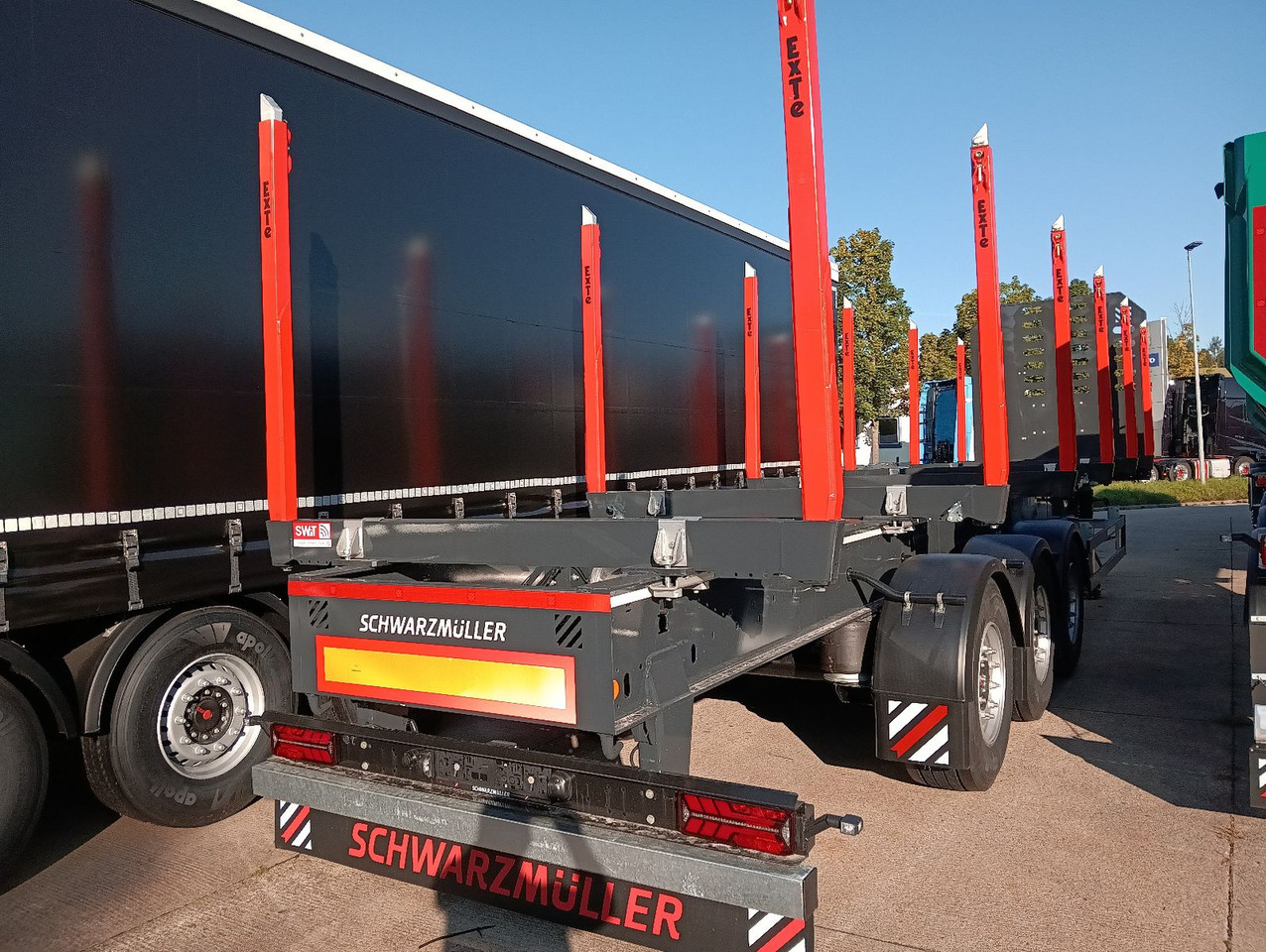 Schwarzmüller 3-A Rungensattel 6xExte144S 5560kg NEU sofort Schwarzmüller 3-A Rungensattel 6xExte144S 5560kg NEU sofort - Timmertrailer: bild 3 Schwarzmüller 3-A Rungensattel 6xExte144S 5560kg NEU sofort Schwarzmüller 3-A Rungensattel 6xExte144S 5560kg NEU sofort - Timmertrailer: bild 3