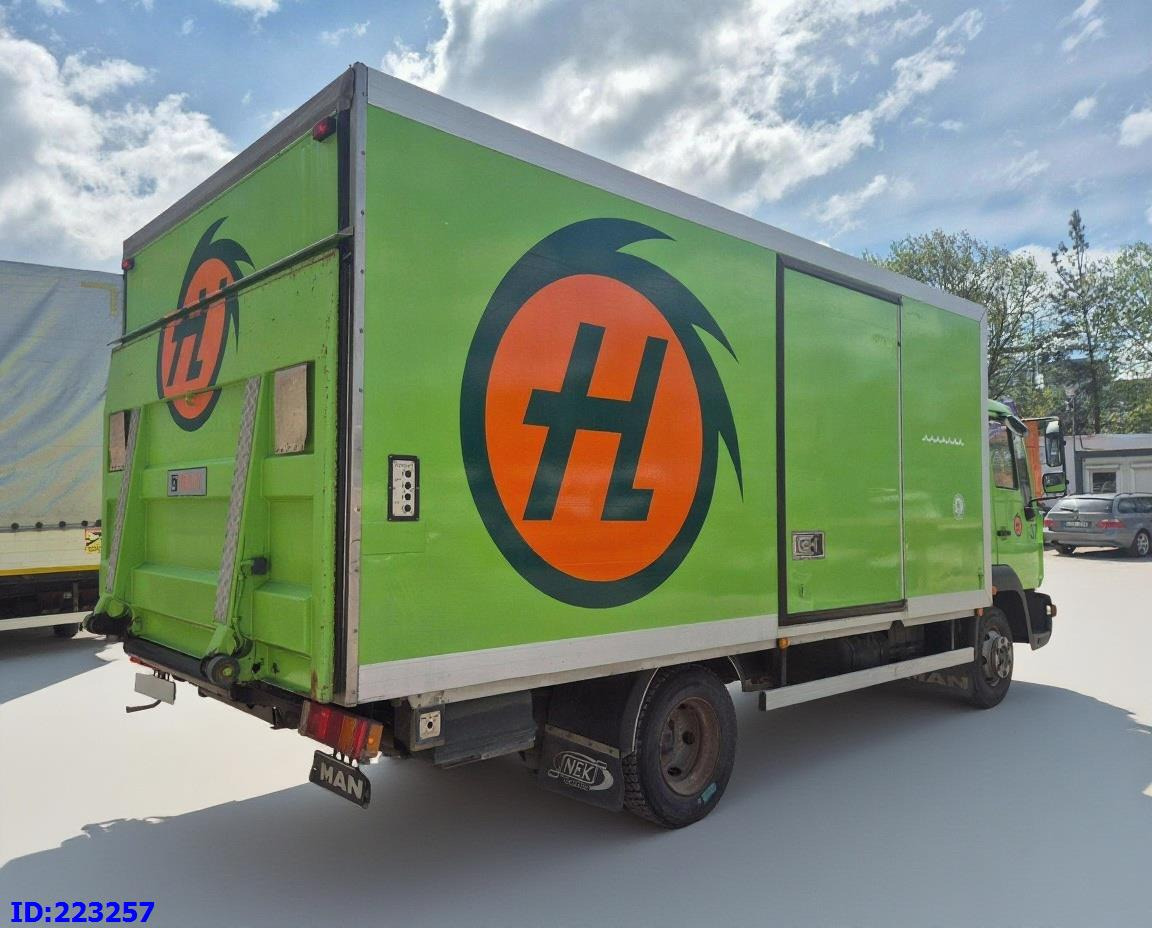 MAN LE 8.150 Manual 139tkm ONLY - Lastbil med skåp: bild 5 MAN LE 8.150 Manual 139tkm ONLY - Lastbil med skåp: bild 5