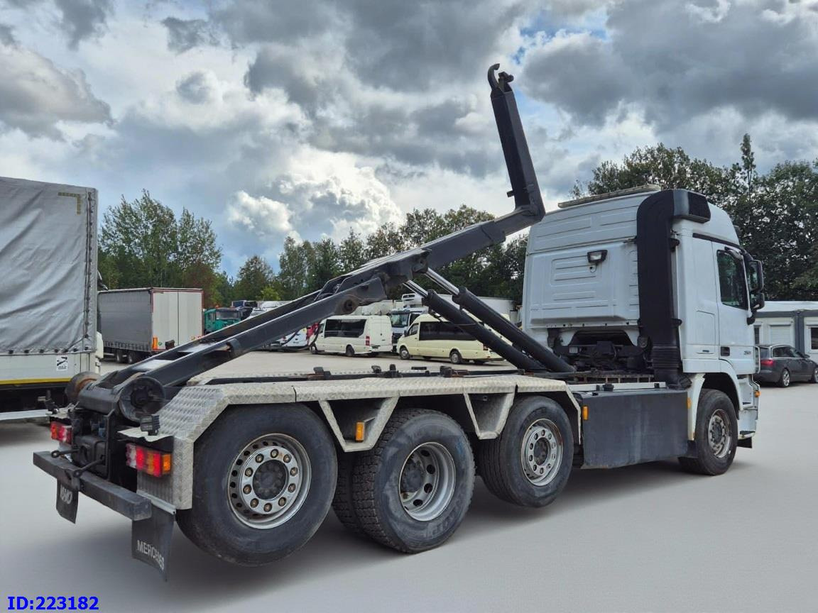 MERCEDES-BENZ Actros 2551 8x2 V8 Retarder - Lastväxlare lastbil: bild 4 MERCEDES-BENZ Actros 2551 8x2 V8 Retarder - Lastväxlare lastbil: bild 4