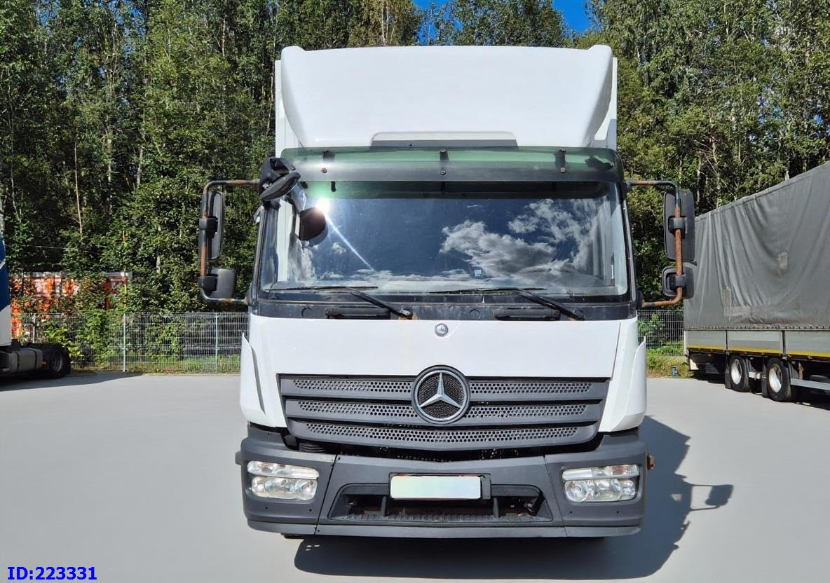 MERCEDES-BENZ Atego 1221 Euro6 (Open side box) - Isotermiska lastbil: bild 2 MERCEDES-BENZ Atego 1221 Euro6 (Open side box) - Isotermiska lastbil: bild 2