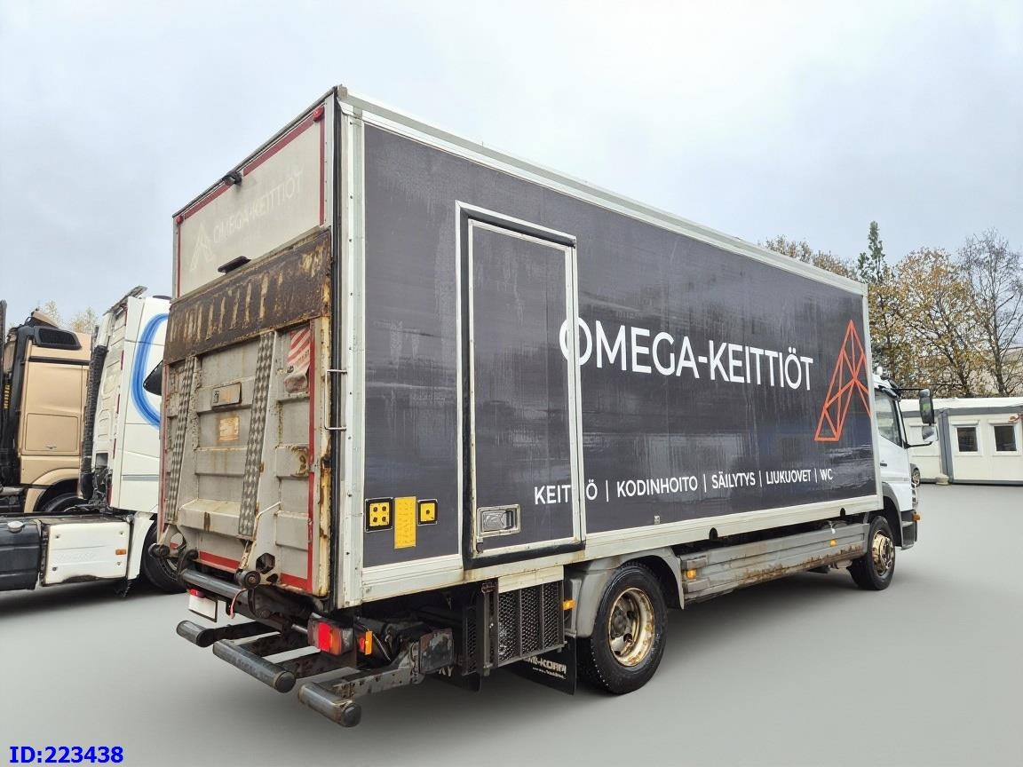 MERCEDES-BENZ Atego 1222 - Lastbil med skåp: bild 5 MERCEDES-BENZ Atego 1222 - Lastbil med skåp: bild 5