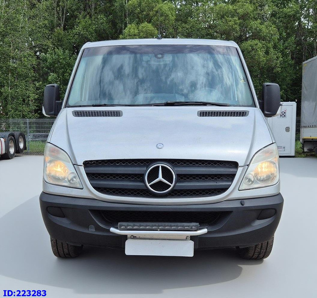 MERCEDES-BENZ Sprinter 313 - Kasten VIP -Euro5 - Minibuss, Persontransport: bild 2 MERCEDES-BENZ Sprinter 313 - Kasten VIP -Euro5 - Minibuss, Persontransport: bild 2