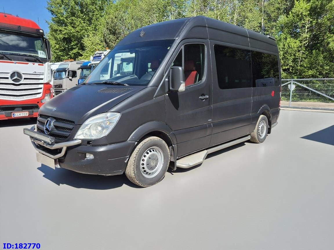 MERCEDES-BENZ Sprinter 319 VIP Euro5 - Minibuss, Persontransport: bild 4 MERCEDES-BENZ Sprinter 319 VIP Euro5 - Minibuss, Persontransport: bild 4